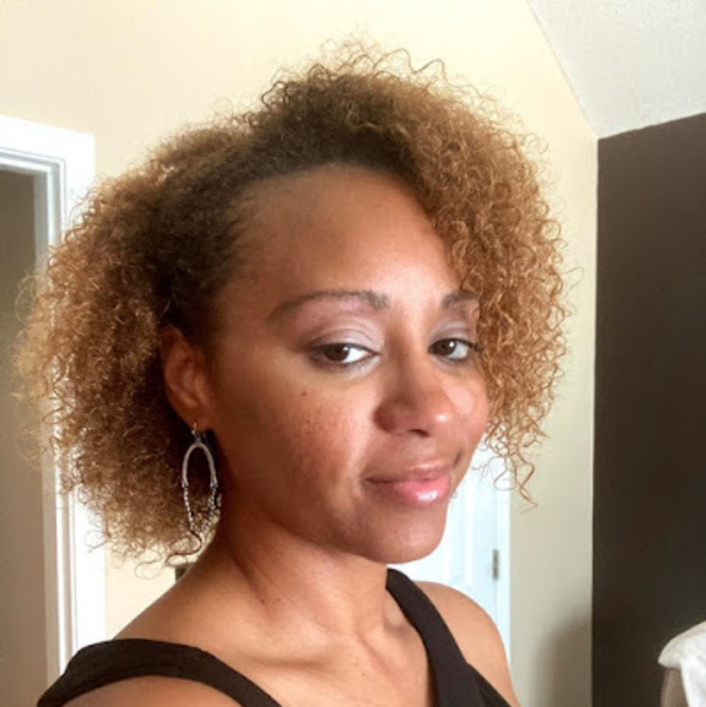 Meet your Posher, Shanel